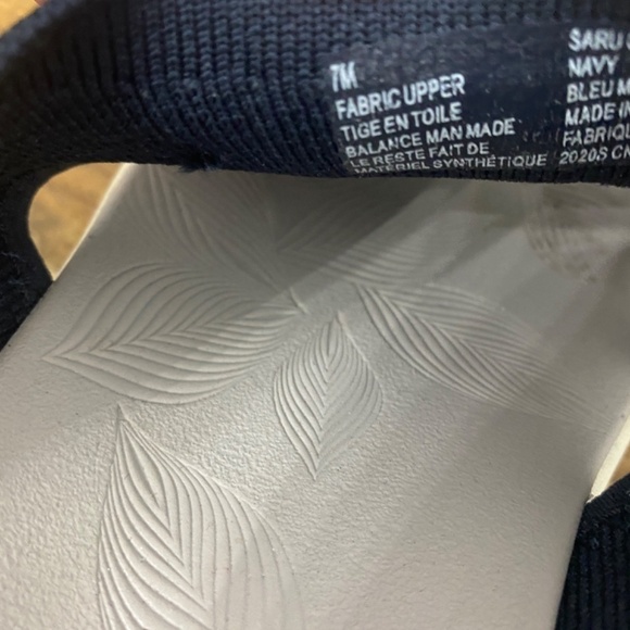 Earth Origins Navy Saru Cassidy Slip On Comfort Walking Sandals Slides Size 7 - Picture 8 of 9